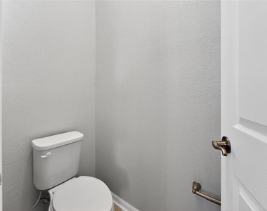 8108 Muddy Pines Place - Photo Thumbnail 30