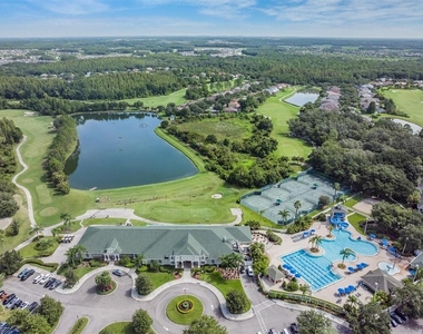 10515 Coral Key Avenue - Photo Thumbnail 4