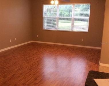 10515 Coral Key Avenue - Photo Thumbnail 6