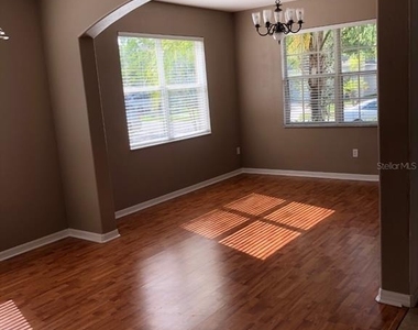 10515 Coral Key Avenue - Photo Thumbnail 7