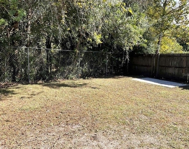 2102 Montana Street - Photo Thumbnail 12