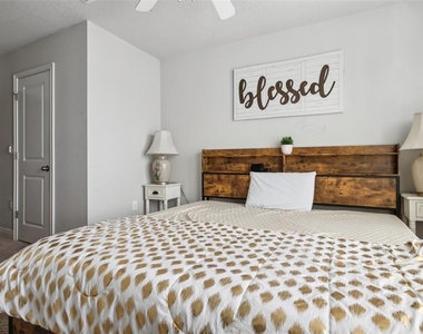5950 Grand Sonata Avenue - Photo Thumbnail 14