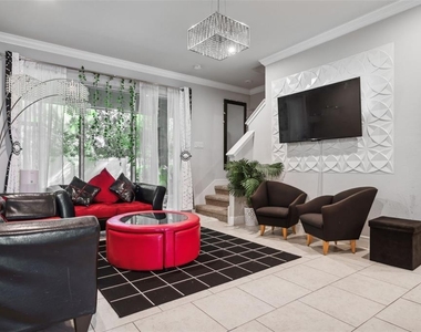 5950 Grand Sonata Avenue - Photo Thumbnail 9