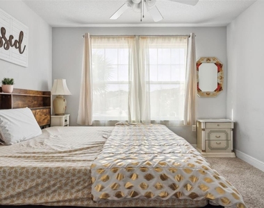 5950 Grand Sonata Avenue - Photo Thumbnail 13