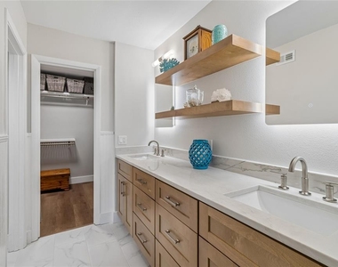 14810 Rue De Bayonne - Photo Thumbnail 23