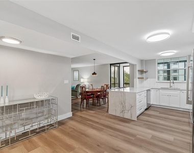 14810 Rue De Bayonne - Photo Thumbnail 8