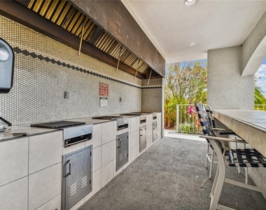 14810 Rue De Bayonne - Photo Thumbnail 56