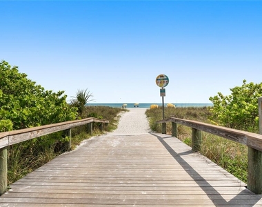 500 Treasure Island Causeway - Photo Thumbnail 20