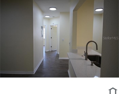 6022 Portsdale Place - Photo Thumbnail 12