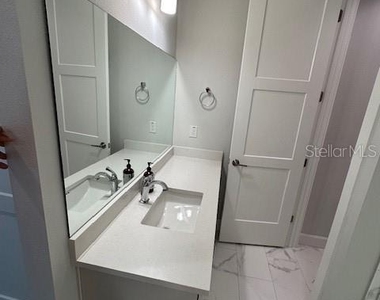 401 N Oregon Avenue - Photo Thumbnail 14