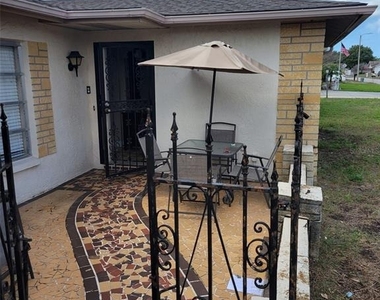 7530 Judith Crescent Crescent - Photo Thumbnail 1