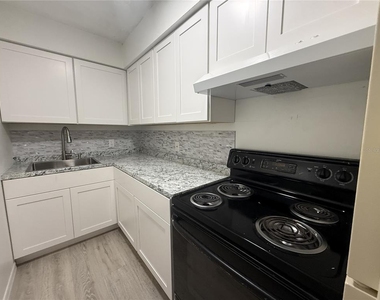 8534 Channelview Circle - Photo Thumbnail 9