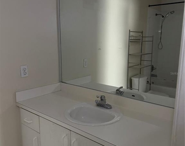 495 Las Cortes Lane - Photo Thumbnail 10