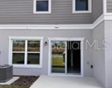 9282 Westside Hills Drive - Photo Thumbnail 3