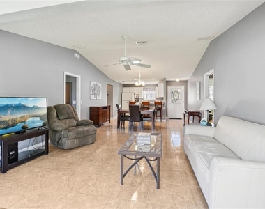 8544 Se 177th Bartram Loop - Photo Thumbnail 6