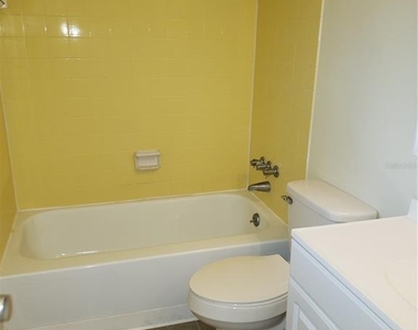 14430 Sw 34th Terrace Road Road - Photo Thumbnail 8