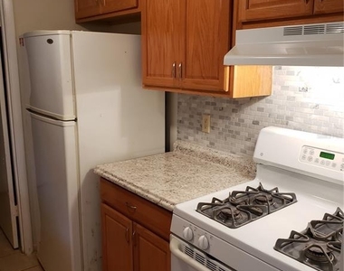 14430 Sw 34th Terrace Road Road - Photo Thumbnail 2