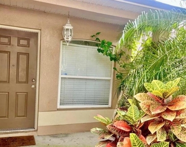13087 Odyssey Lake Way - Photo Thumbnail 1