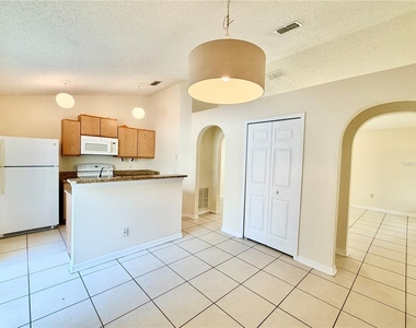 13087 Odyssey Lake Way - Photo Thumbnail 2