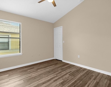 3360 Windleshore Way - Photo Thumbnail 11