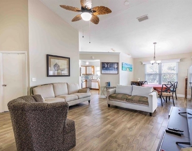 10665 Huntridge Road - Photo Thumbnail 4