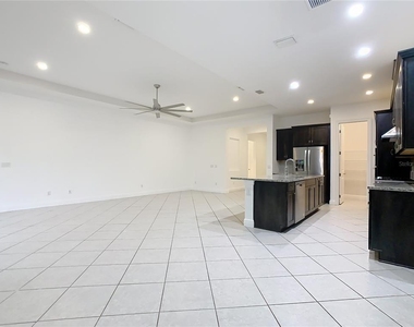 8325 Topsail Place - Photo Thumbnail 19