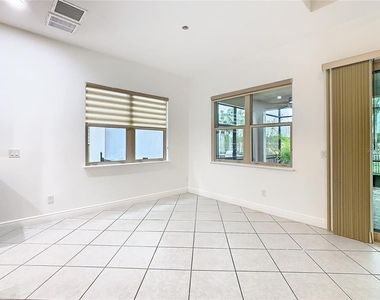 8325 Topsail Place - Photo Thumbnail 20