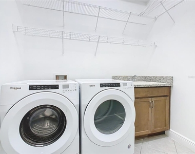 8325 Topsail Place - Photo Thumbnail 43