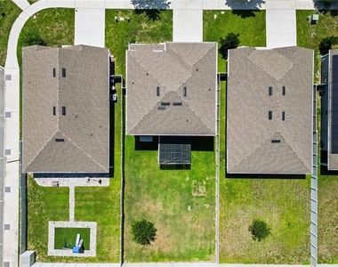 1711 Setter Avenue - Photo Thumbnail 37