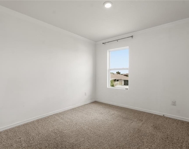 1711 Setter Avenue - Photo Thumbnail 24