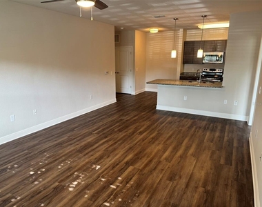 2460 Ann Rou Road - Photo Thumbnail 5