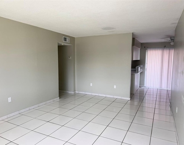 5317 Curry Ford Road - Photo Thumbnail 2