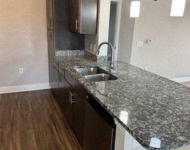 2420 Ann Rou Road - Photo Thumbnail 9
