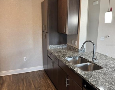 2420 Ann Rou Road - Photo Thumbnail 10