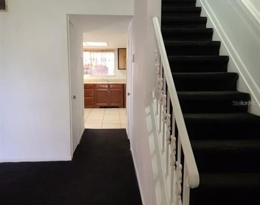 2222 Silver Pines Place - Photo Thumbnail 2