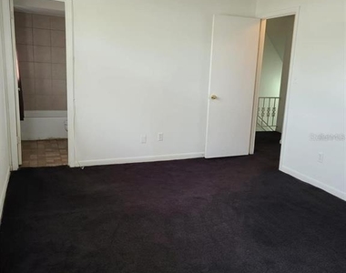 2222 Silver Pines Place - Photo Thumbnail 10