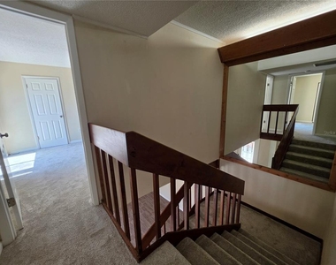 3824 Saxon Drive - Photo Thumbnail 39