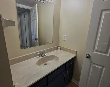 3824 Saxon Drive - Photo Thumbnail 31