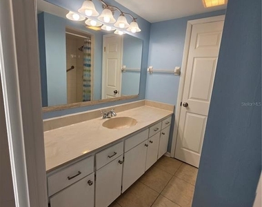 3824 Saxon Drive - Photo Thumbnail 22