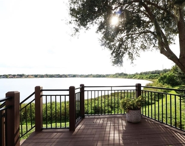 8248 Tivoli Drive - Photo Thumbnail 4