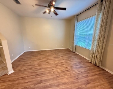 15350 Oak Apple Court - Photo Thumbnail 5