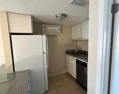 136 Blue Point Way - Photo Thumbnail 7