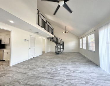 122 S Bulova Drive - Photo Thumbnail 21