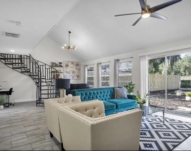 122 S Bulova Drive - Photo Thumbnail 9