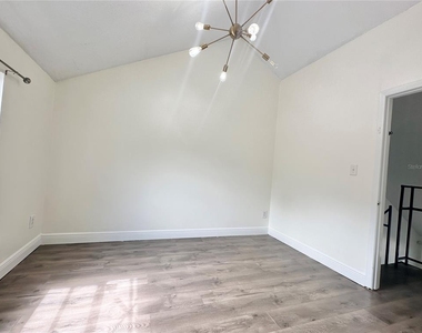 122 S Bulova Drive - Photo Thumbnail 35
