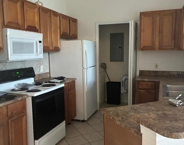 6149 Metrowest Blvd - Photo Thumbnail 8