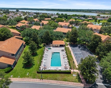 5336 Edgewater Way - Photo Thumbnail 2