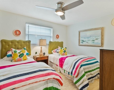 809 E 15th Avenue - Photo Thumbnail 20