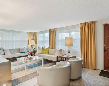 809 E 15th Avenue - Photo Thumbnail 11