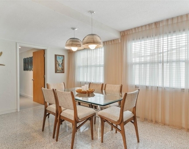 809 E 15th Avenue - Photo Thumbnail 16